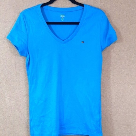 Tommy Hilfiger tee 128 - Picture 1 of 4
